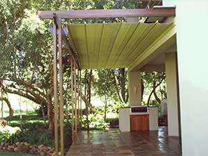 Metanti pergola with open patioshade